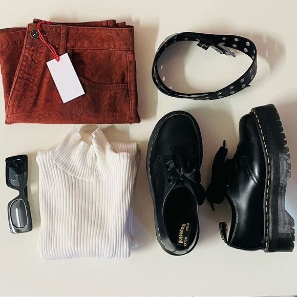 BDG NWT Rust Snake Print Denim Mini Skirt Size M - Picture 2 of 12